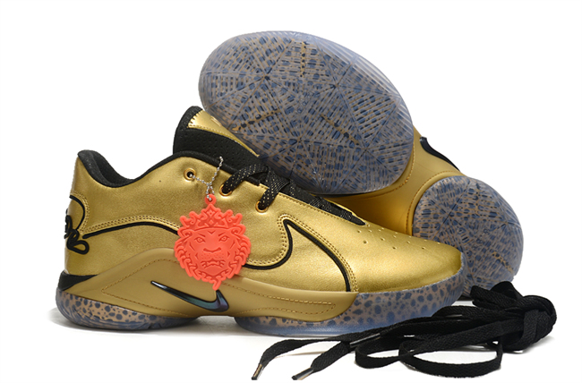 Men's Running weapon LeBron James 22 Gold Shoes 130